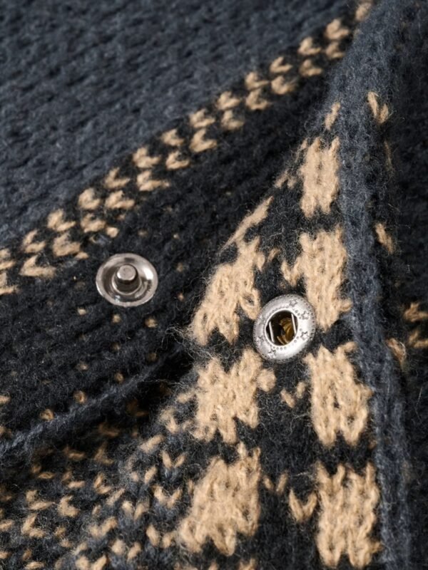 Cardigan – Patchwork Knitted Unisex – Winter Elegance