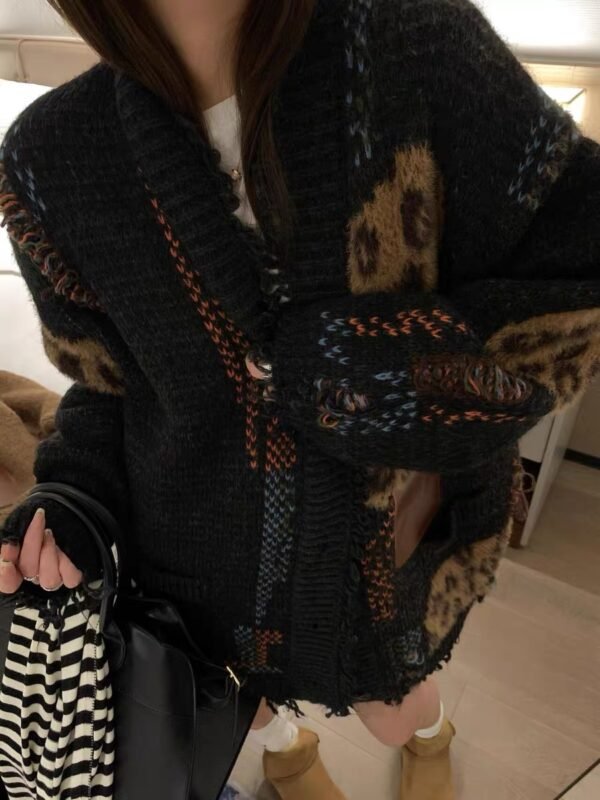 Cardigan Savage Vintage – Art Brut Edition