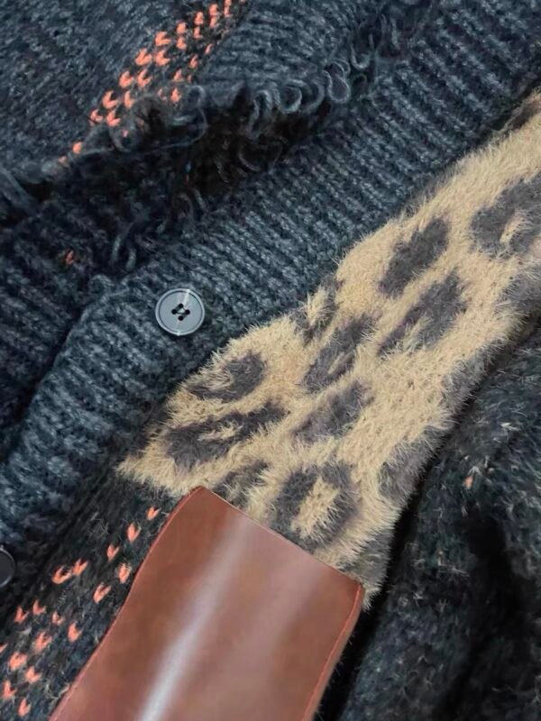 Cardigan Savage Vintage – Art Brut Edition