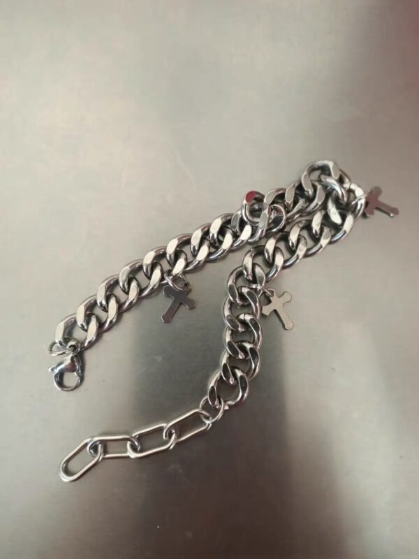 Bracelet Faith Chain – Strength, Style & Meaning