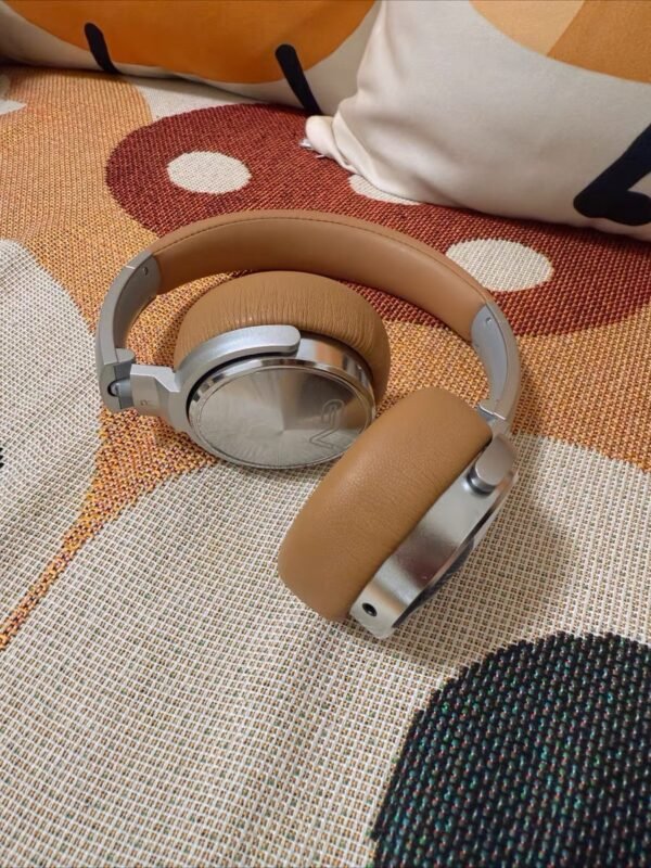 IMG_6947 Headphones OperaFactory Legacy – Where Sound Meets Soul