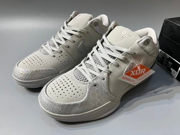 IMG_7020 Sneakers – Low-Top Basketball Grey Snake Edition