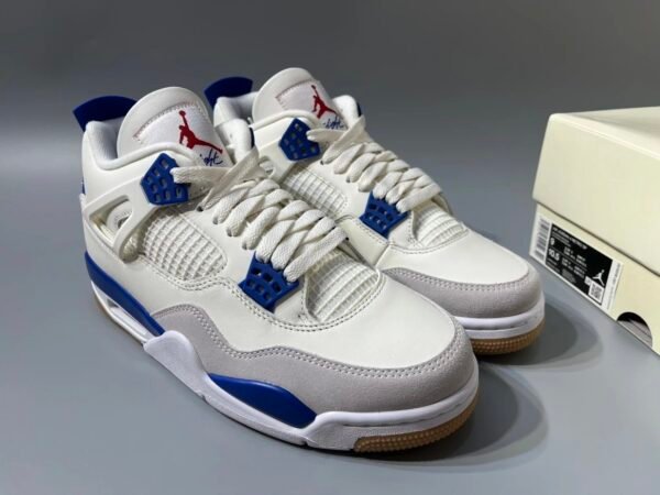 IMG_7037 Sneakers – Hybrid Basketball & Skate Cream / Urban Green