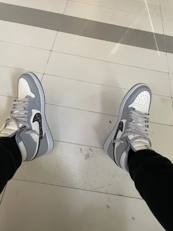 Sneakers – High-Top Couture Grey Signature