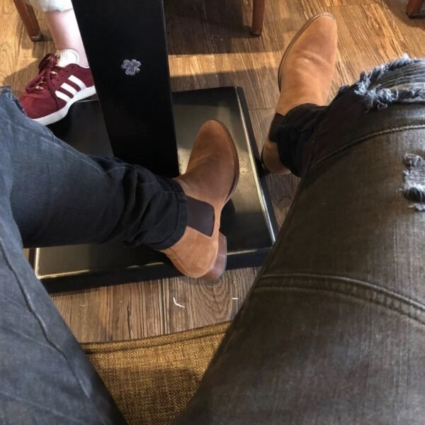 IMG_7330 Boots Soho Shadow – Minimalist Chelsea Elegance for Men