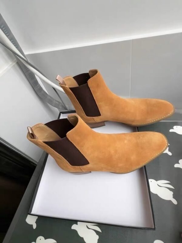 IMG_7338 Boots Soho Shadow – Minimalist Chelsea Elegance for Men