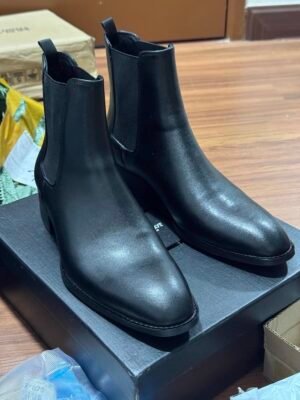 "Soho Shadow" — Chelsea Boot Minimaliste