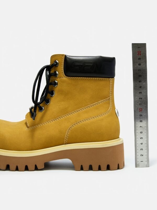 Boots RawForce – Reinforced Urban Power