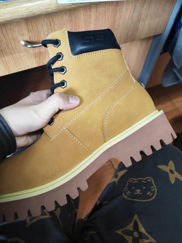 Boots RawForce – Reinforced Urban Power