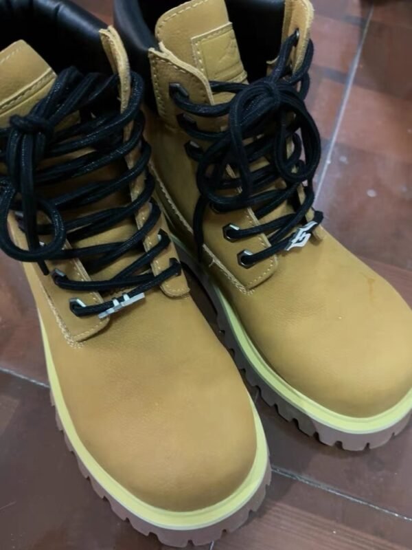 Boots RawForce – Reinforced Urban Power